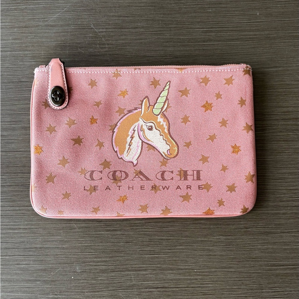 Coach 2017 Uni Turnlock Pouch 26 (Pink/Unicorn/Stars) - Picture 2 of 11